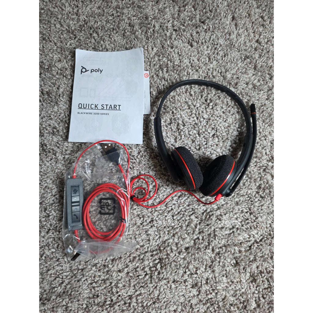 Plantronics - Blackwire 3220 - Wired Dual-Ear (Stereo) Headset with Boom Mic