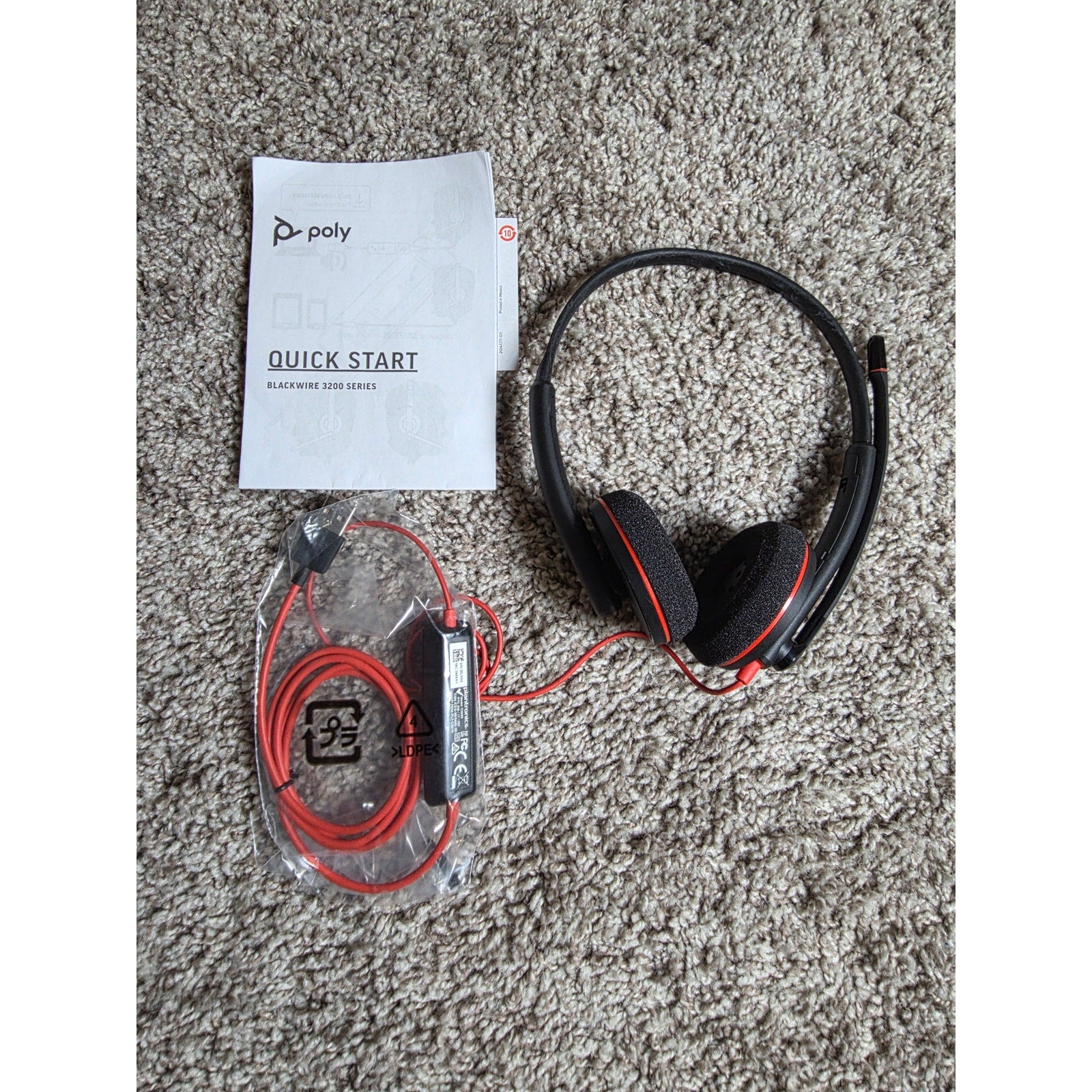 Plantronics - Blackwire 3220 - Wired Dual-Ear (Stereo) Headset with Boom Mic